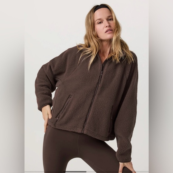 Vuori Jackets & Blazers - Vuori Alpine Jacket NWT